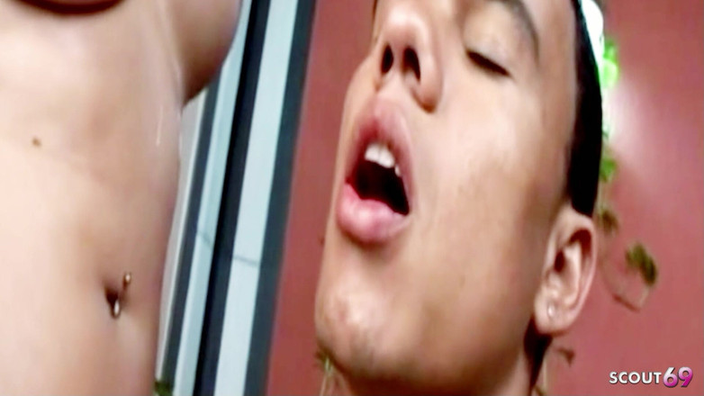 Shemale TS Collection: Ragazzo latino si fa scopare in culo da una trans...