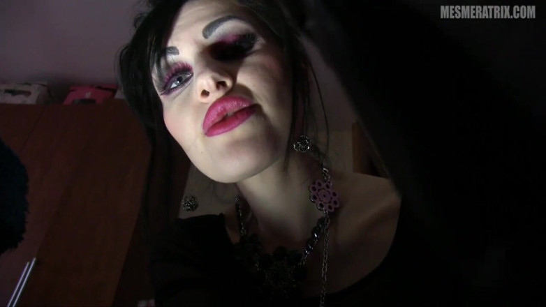 Lady Mesmeratrix Official: Carbonada e punida