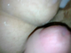 Sekretny666: 찢어진 팬티 스타킹과 털이 무성한 엉덩이에 사정