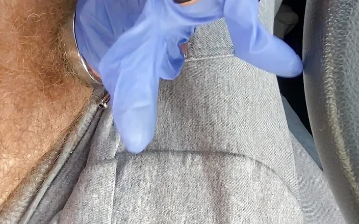 KinkMitch: Head Wanking in Car