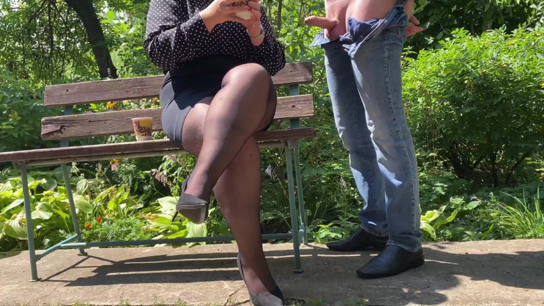 OurFetishLife: Kayınvalidem spermimi kahvesine sağdı