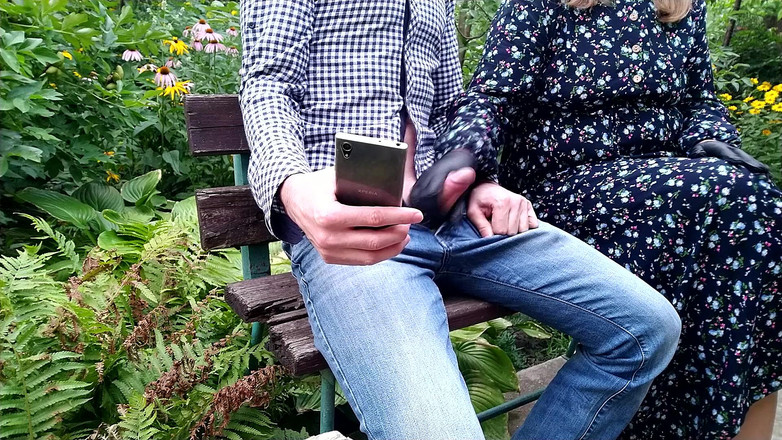 OurFetishLife: Tetangga panas diam-diam meminta air maniku untuk suaminya, aku tidak...