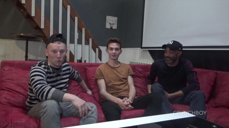 Hot recent bareback entertainement: Alec French Twink zneužitá surová od xxl černého ptáka