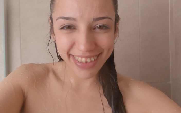 Hot Ruby official: Přijďte se se mnou osprchovat!