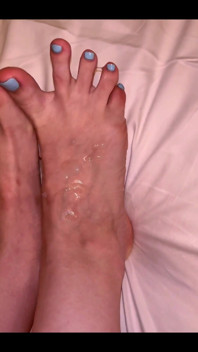 Feet in Cum
