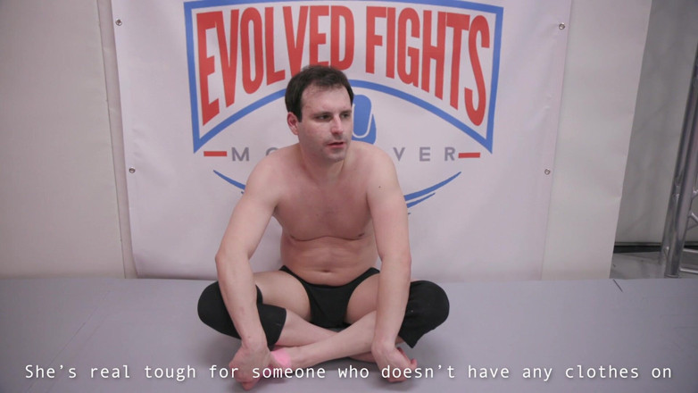 Evolved Fights: ミア・リトル対マルチェロ