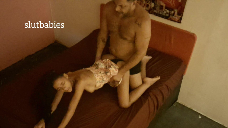 Bebes vagabundas: I Walked Into My Stepdaughter's Room and Her