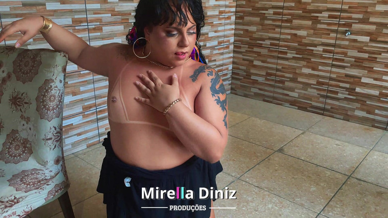 Mirella Diniz: Arraial 2025 Arraial Do Prazer: Marreta ve Roca'daki en ateşli teyze