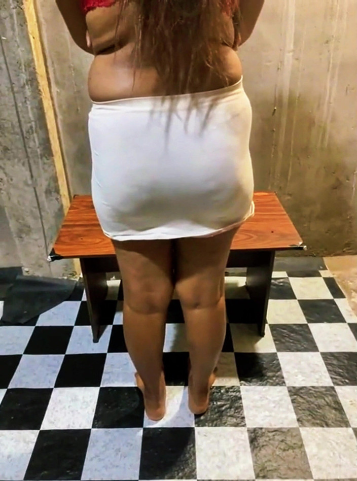 Tiyana: Mąż odsłonił młodą gorącą piękną żonę