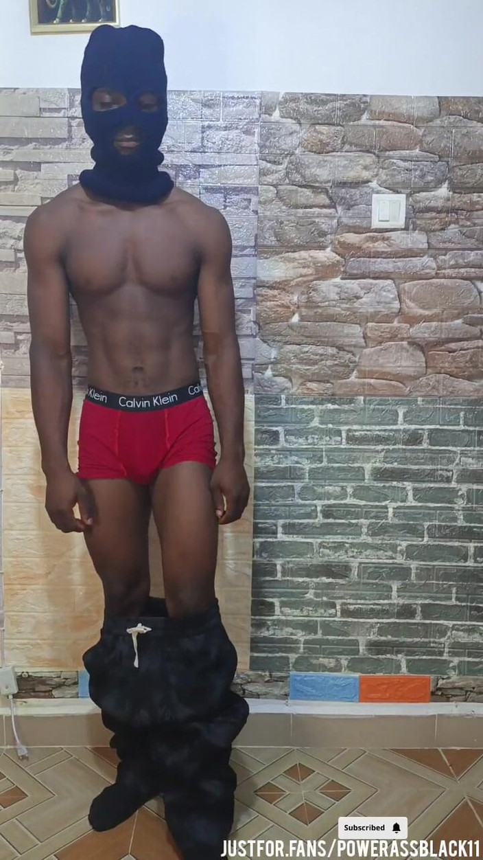 WildFreakBottom: Meraviglioso petto morbido che rimbalza e martella forte il mio...