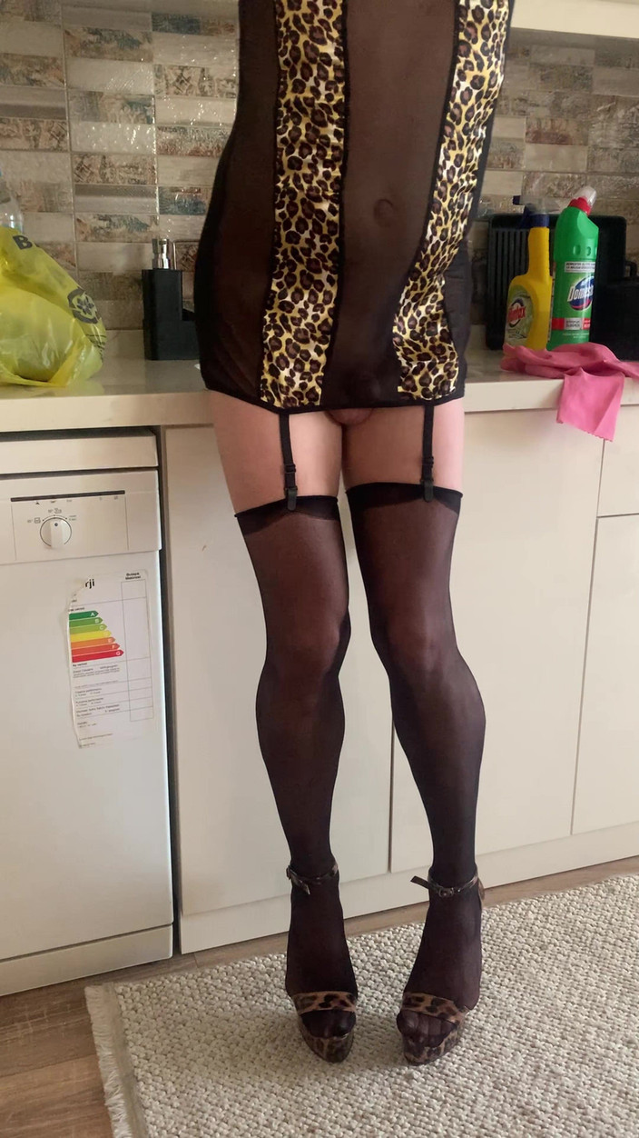 cd_aysemmm: Moje nevlastní matka nenosila kalhotky