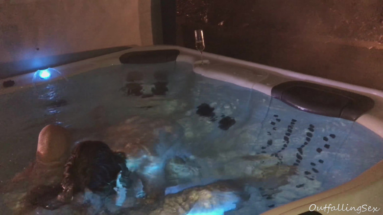 OutfallingSex: OutfallingSex - Action in the jacuzzi
