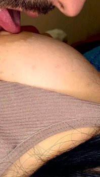 Cực khoái lắc mạnh từ chơi núm vú - Unlimitedorgasm