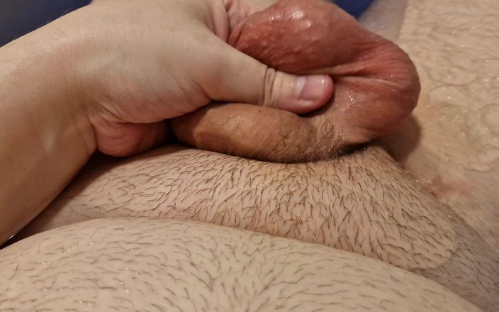 Philzstift: 在洗澡时玩弄我的睾丸背包