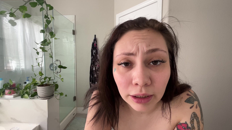 Lenna Lux: Pachnąca pachami JOI