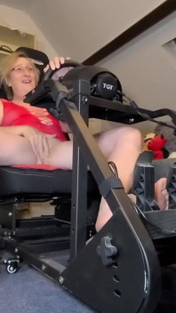Sexy MILF Lisa Essex Fake Pedal Pumping and Real Masturbation