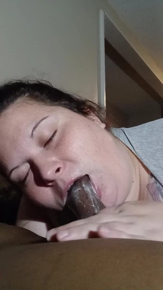 Sloppylynn: Right Now She on Fire