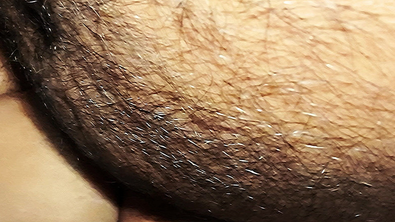 VICKY WOO: Man en vrouw hebben seks en masseren poesje