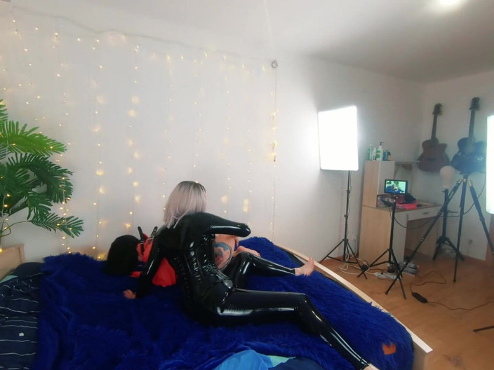 Arya Grander: Backstage of Pretty Lesbian Fetish Girls Doing Sex Video. Positive...
