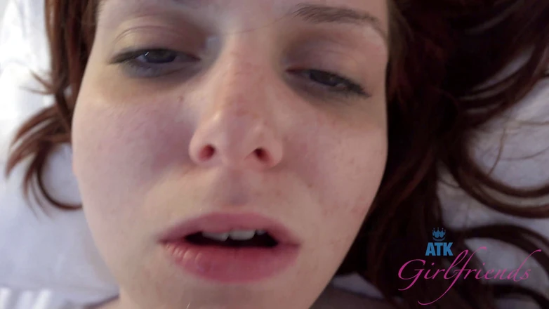 ATK Girlfriends: Virtual férias no havaí com Emma Evins parte 7