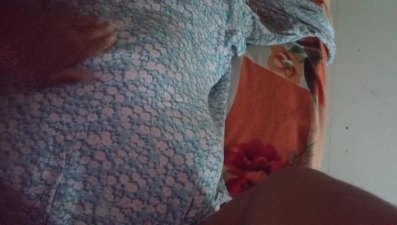 Anne White: Video solo buatan sendiri yang cantik