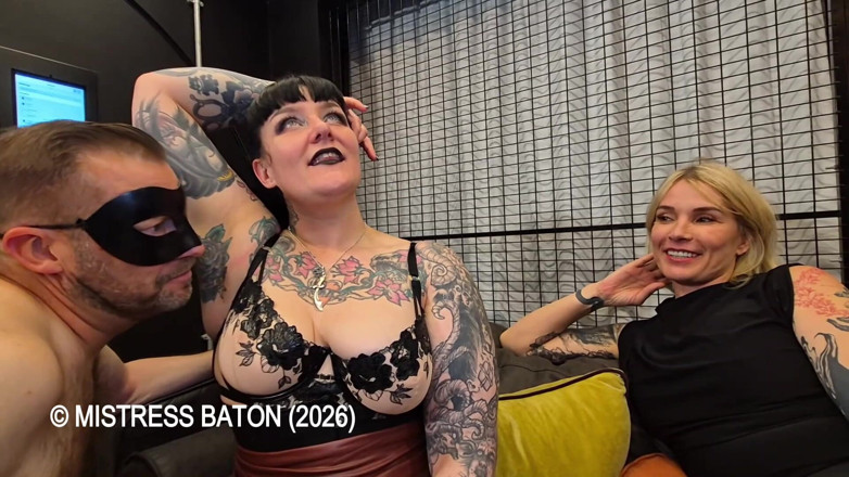 MistressBaton: 자지를 빨고 핑거링하는 핫한 소녀