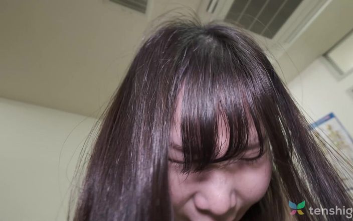 Tenshigao: Shori arakawa fucked in a medical office