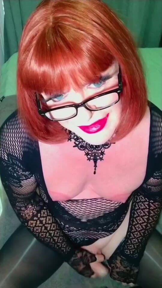 Emma Browne: Travestito rosso cattivo