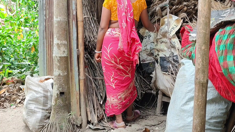 Mona sexy: Video seks tante seksi india dan aku lagi asik sama...