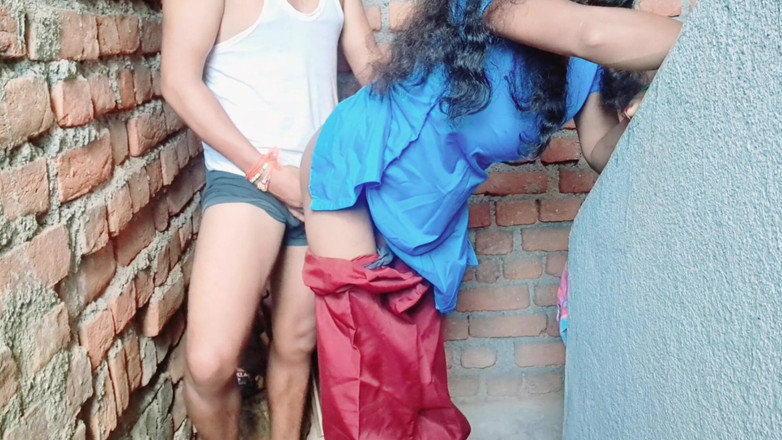 Trilokinath: Flickan knullas av ex-pojkvän med skoluniform