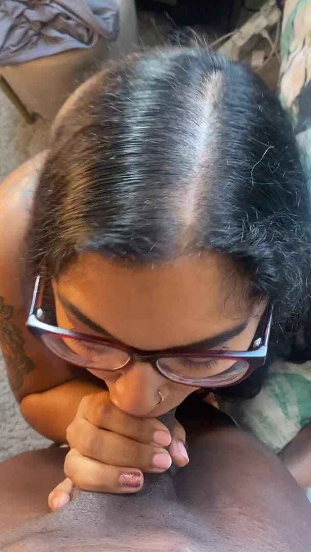 Zozonicoco: BBC Deepthroat med asiatisk BBW