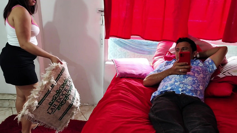 Tiffany Montavani: Stepdaughter Mad at Stepdad for Messing up the Room He...