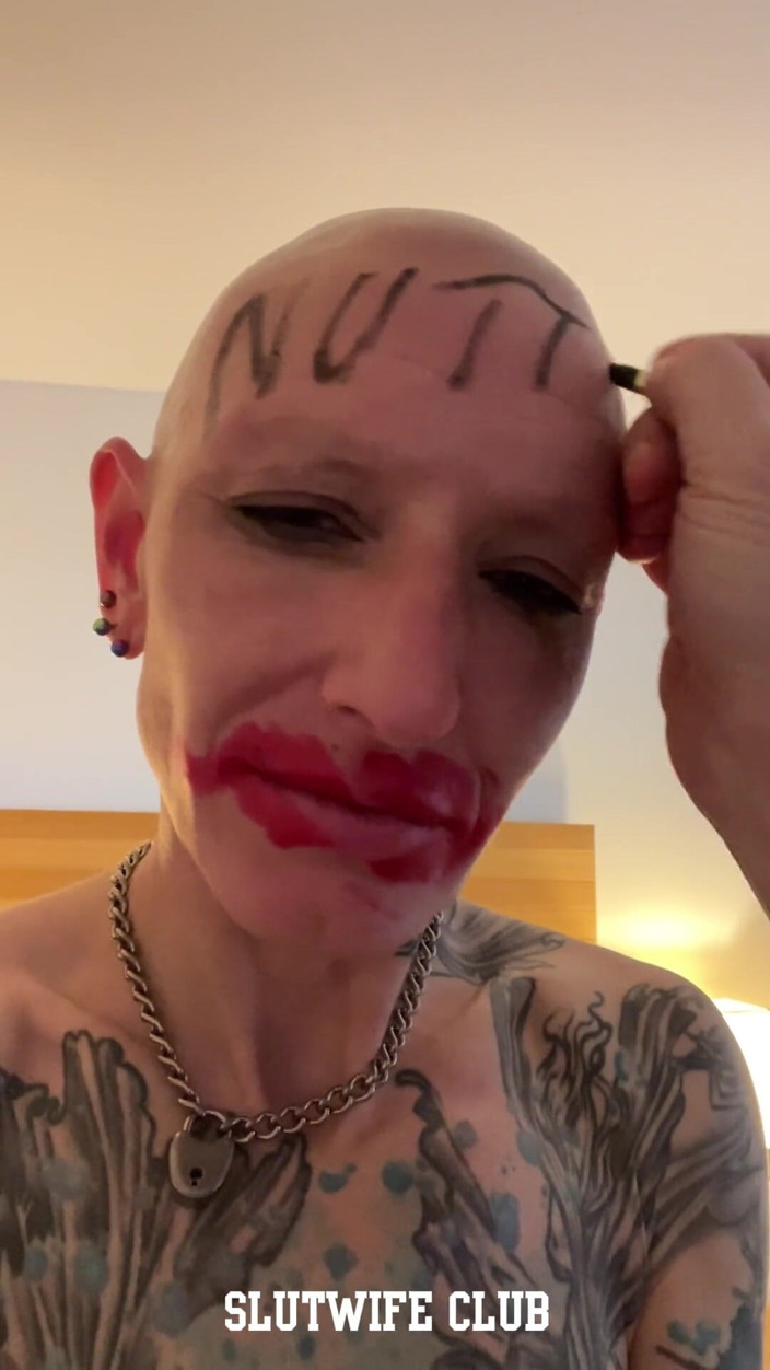 Slutwife Club: Fan-made Fucktoy Vilja’s Masked Deepthroat, Raw Ass Ride &amp; Sticky Finish