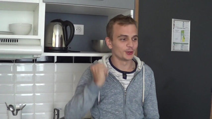 Gaybareback: Sexy latino twink rauw geneukt door zijn beste vriend