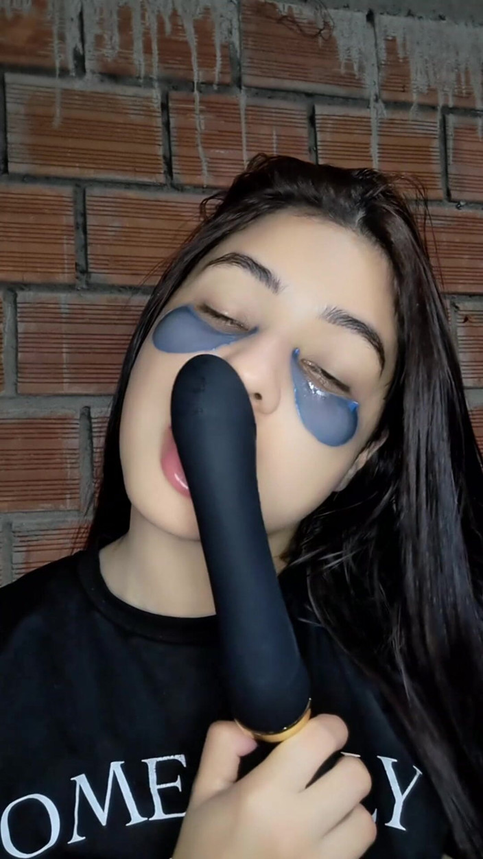 Yulieth Gomez: Yulieth spilla la figa calda veloce e profonda