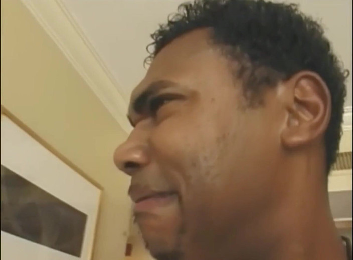 Petite creampie Asian Cumdump sluts: 작은 아시아계 소녀가 BBC 남성에게 강하게 당했고 얼굴에 페인트를 칠했습니다.