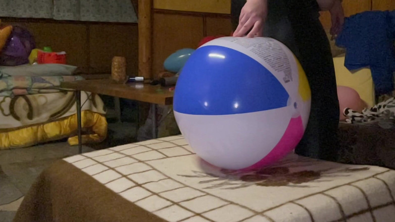 BeachBallsDuo: Weve Broke a Table! 190kg Couple Vs 9 Big Beachballs, Swimming Ring...