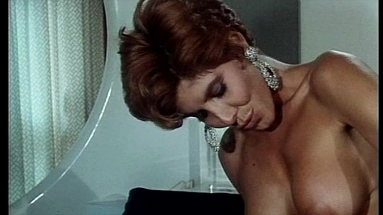 Inthe MILF room: Milly d'abbraccio prende il grosso cazzo di rocco siffredi nella...