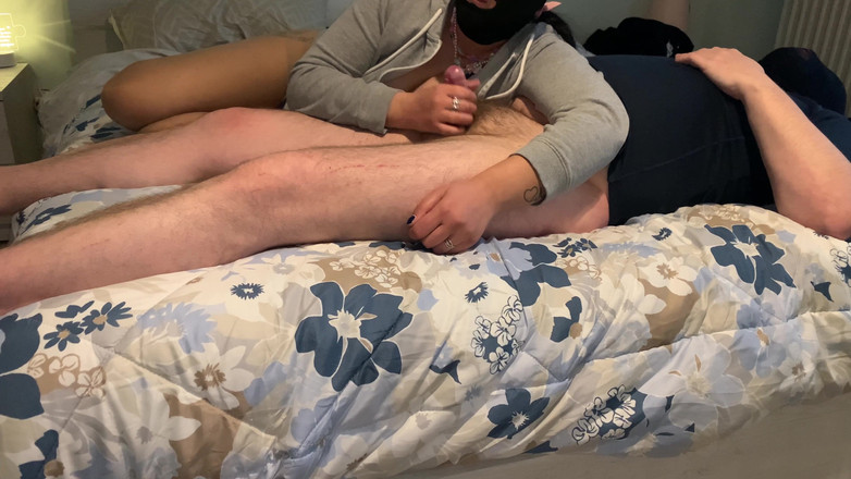 CoppiaCollant: Pompino e footjob in collant