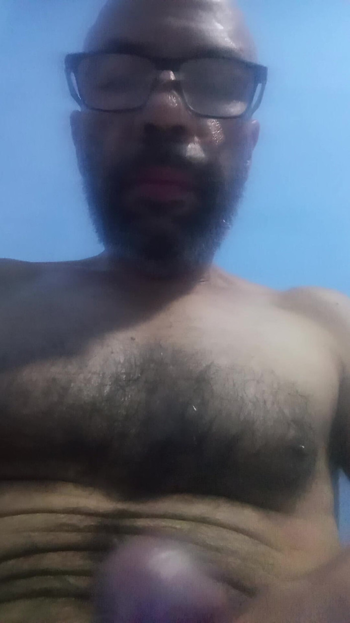 Jhonbahh: Solo Sex in the Early Hours