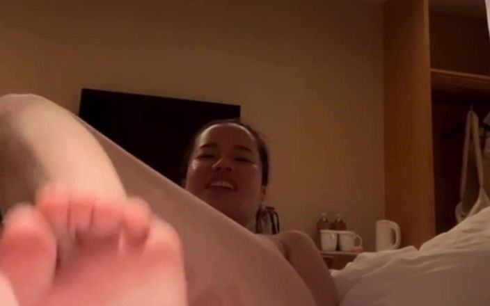 Lulu Wild: Lulu wild xoxo - ngentot memek sempitku yang aduhai