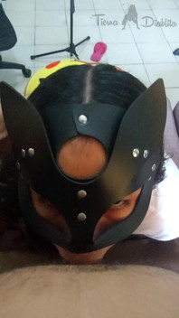 The Masked Girl Is Very Docile When She Has My Cock in Her Mouth