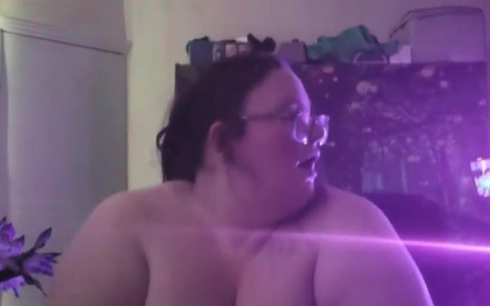 SSBBW Hunter: Ona jeździ na moim kutasie tak dobrze, że oboje spust