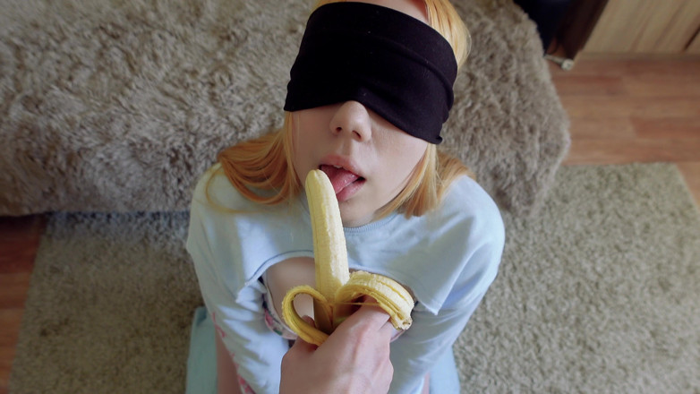 Estie Kay: J’ai trompé ma demi-sœur stupide dans un jeu aux yeux...
