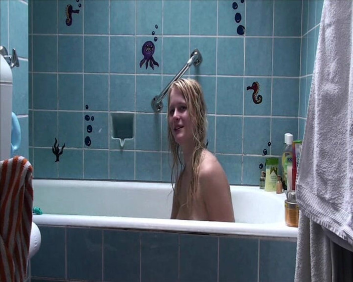 Blondehexe: 같이 목욕하자!!