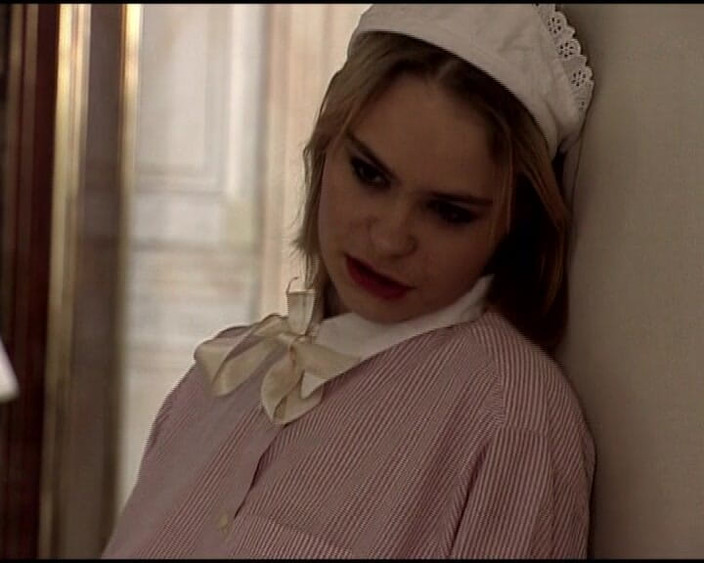 Deutsche Camgirls: Cewek jerman dengan stoking ketat dan lingerie seksi ini dientot...