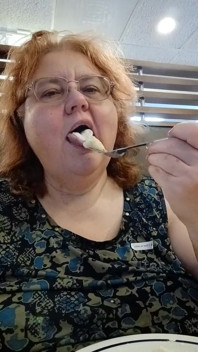 Blueberry Crepes și Creme Delicioase