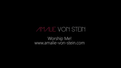 Amalie von Stein: Hot body shiny latex!