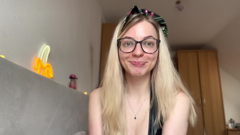 Goddess_Bella_Rae: Come trattarlo come un oggetto - dominazione femminile
