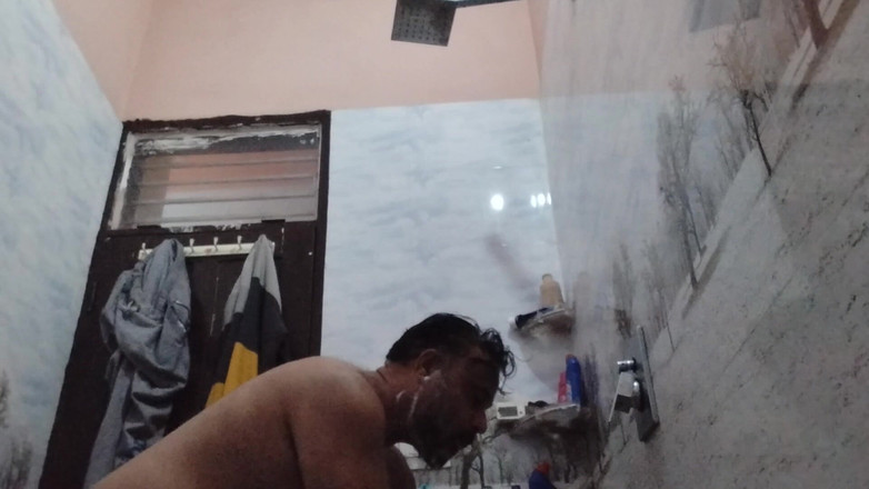 Austin Rose: Tati De Zahăr Făcând Baie Goală